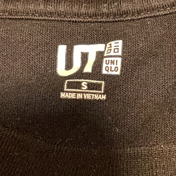 Uniqlo Demon Slayer Black Short Sleeve T-Shirt
Size Small - Picture 4 of 6